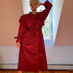 TRENCH COAT LUXURY by KATE SPADE RED & BLK CHECKERED FURRY ZIP IN /OUT LINING